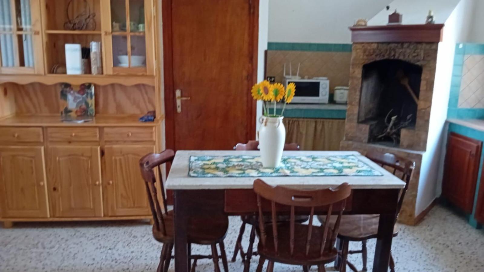La Casetta Degli Ulivi Con Piscina Menfi Exteriör bild
